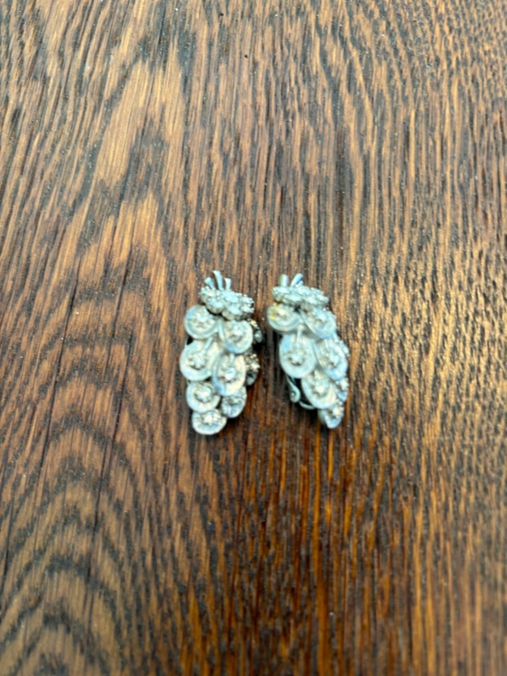 Vintage Crystal Pinecone Brooch and Clip-On Earrings - Silver Tone - Picture 8 of 9